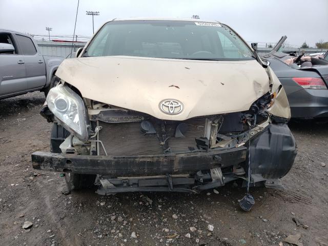 Photo 8 VIN: 5TDYK3DC5BS074940 - TOYOTA SIENNA XLE 