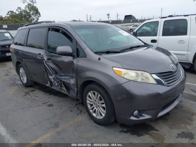 Photo 0 VIN: 5TDYK3DC5BS077658 - TOYOTA SIENNA 