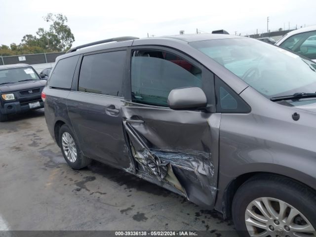 Photo 5 VIN: 5TDYK3DC5BS077658 - TOYOTA SIENNA 