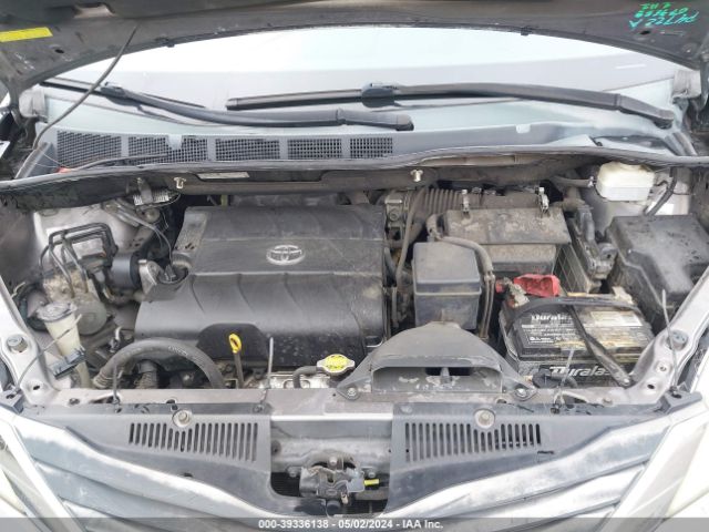 Photo 9 VIN: 5TDYK3DC5BS077658 - TOYOTA SIENNA 