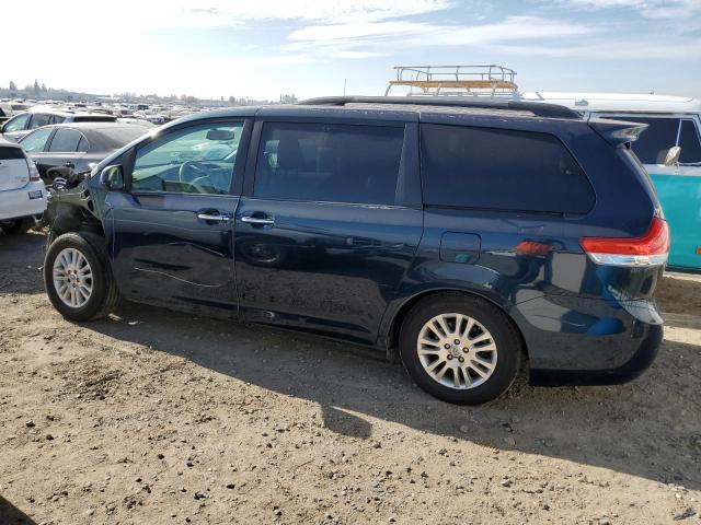 Photo 1 VIN: 5TDYK3DC5BS086876 - TOYOTA SIENNA XLE 