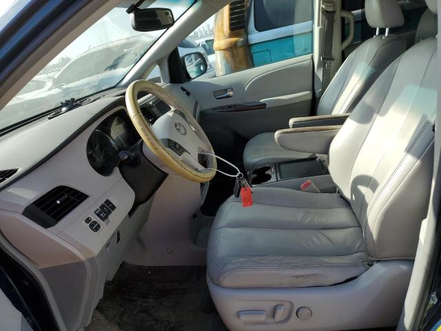 Photo 6 VIN: 5TDYK3DC5BS086876 - TOYOTA SIENNA XLE 