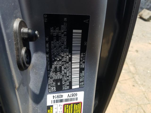 Photo 9 VIN: 5TDYK3DC5BS093598 - TOYOTA SIENNA XLE 