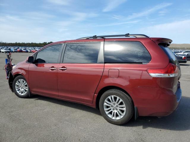 Photo 1 VIN: 5TDYK3DC5BS101067 - TOYOTA SIENNA XLE 