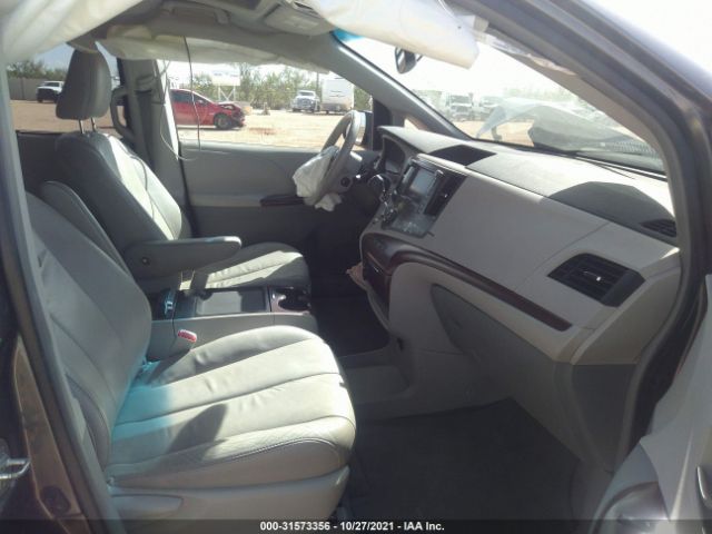 Photo 4 VIN: 5TDYK3DC5BS106947 - TOYOTA SIENNA 