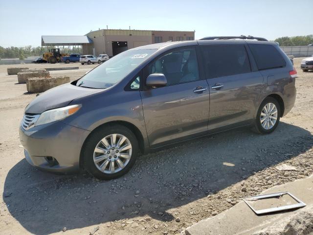 Photo 0 VIN: 5TDYK3DC5BS108665 - TOYOTA SIENNA XLE 