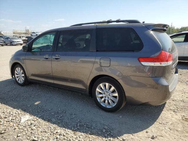 Photo 1 VIN: 5TDYK3DC5BS108665 - TOYOTA SIENNA XLE 