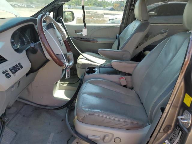 Photo 6 VIN: 5TDYK3DC5BS108665 - TOYOTA SIENNA XLE 