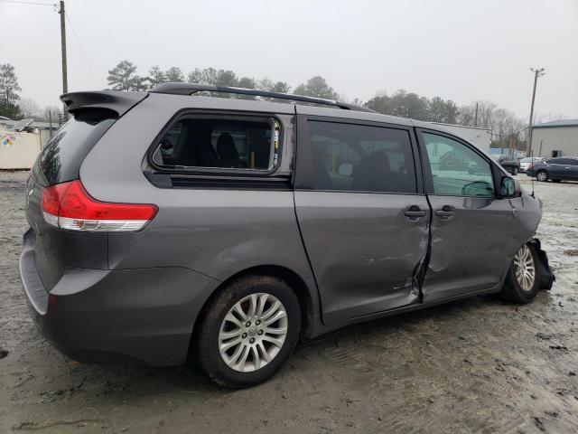 Photo 2 VIN: 5TDYK3DC5BS127815 - TOYOTA SIENNA XLE 