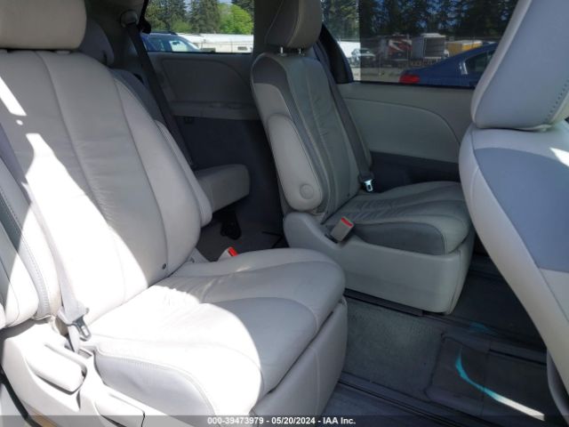 Photo 7 VIN: 5TDYK3DC5BS140242 - TOYOTA SIENNA 