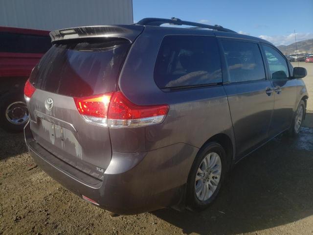 Photo 3 VIN: 5TDYK3DC5BS141391 - TOYOTA SIENNA XLE 