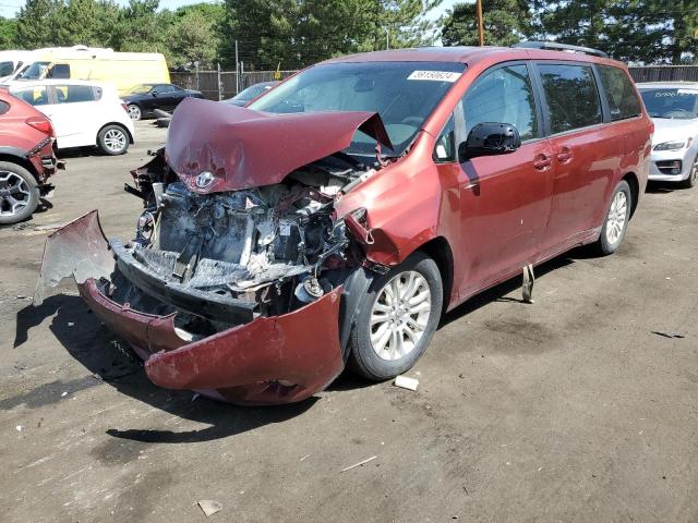 Photo 0 VIN: 5TDYK3DC5BS157803 - TOYOTA SIENNA XLE 