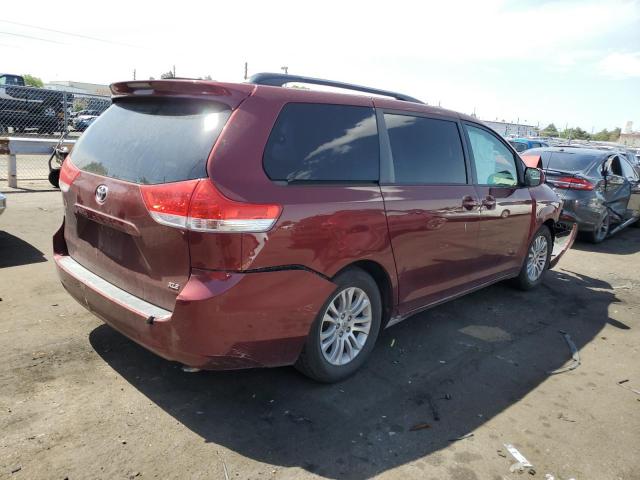 Photo 2 VIN: 5TDYK3DC5BS157803 - TOYOTA SIENNA XLE 