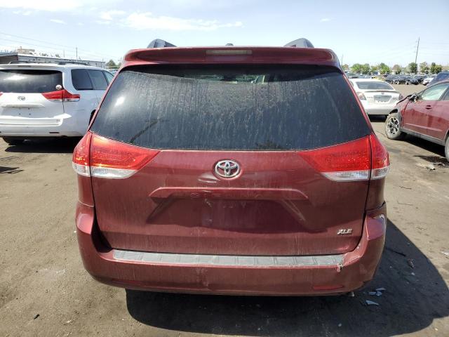 Photo 5 VIN: 5TDYK3DC5BS157803 - TOYOTA SIENNA XLE 