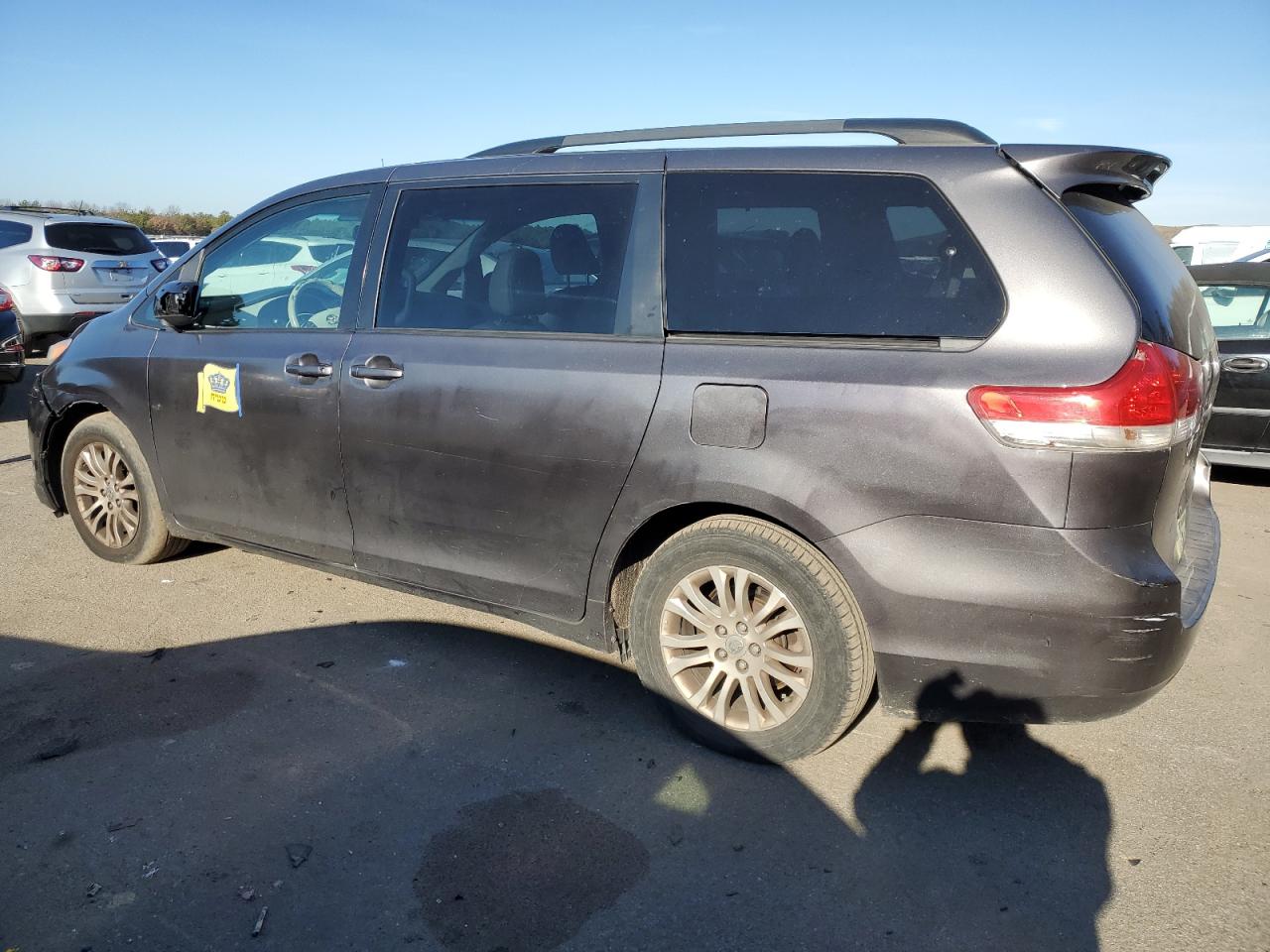 Photo 1 VIN: 5TDYK3DC5CS176837 - TOYOTA SIENNA 