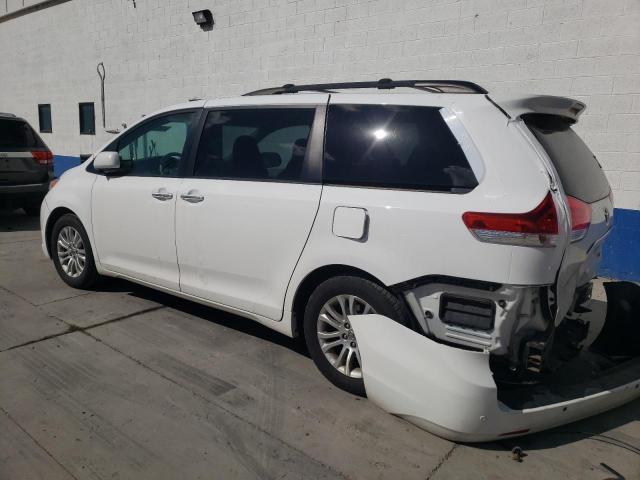 Photo 1 VIN: 5TDYK3DC5CS179205 - TOYOTA SIENNA XLE 