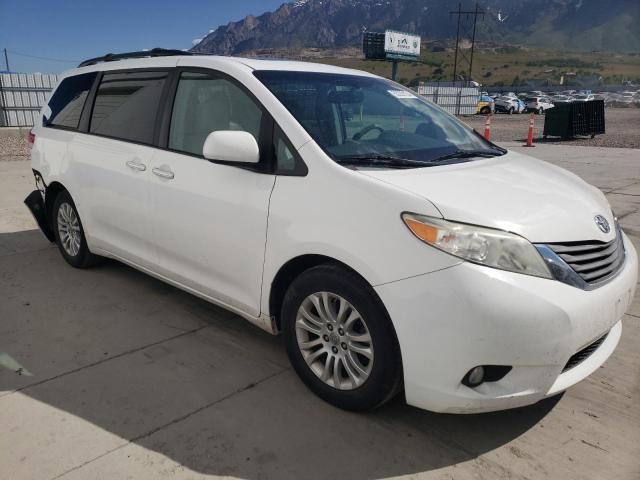 Photo 3 VIN: 5TDYK3DC5CS179205 - TOYOTA SIENNA XLE 