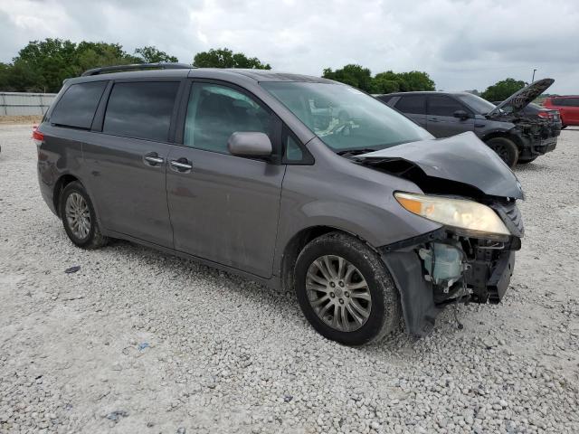 Photo 3 VIN: 5TDYK3DC5CS180600 - TOYOTA SIENNA XLE 