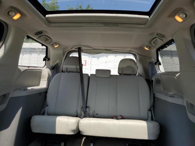 Photo 9 VIN: 5TDYK3DC5CS182170 - TOYOTA SIENNA XLE 