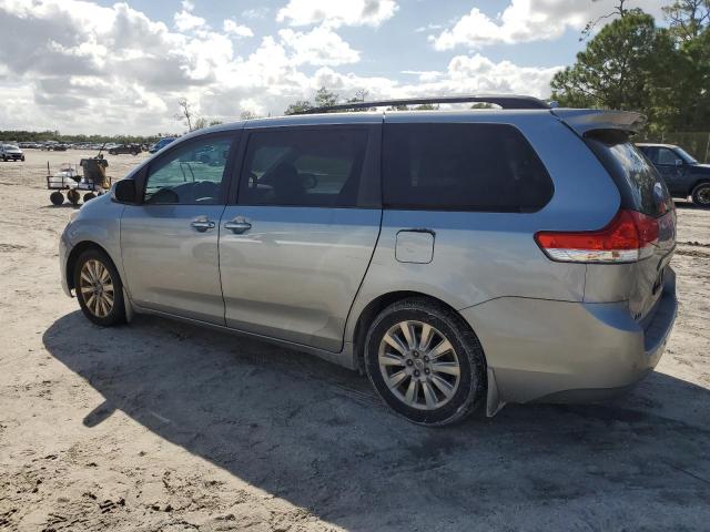 Photo 1 VIN: 5TDYK3DC5CS182606 - TOYOTA SIENNA XLE 