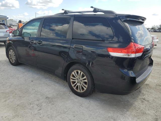 Photo 1 VIN: 5TDYK3DC5CS189765 - TOYOTA SIENNA XLE 