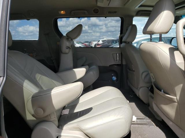 Photo 10 VIN: 5TDYK3DC5CS189765 - TOYOTA SIENNA XLE 