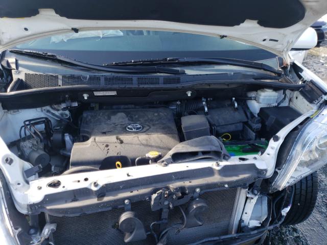 Photo 6 VIN: 5TDYK3DC5CS204247 - TOYOTA SIENNA XLE 