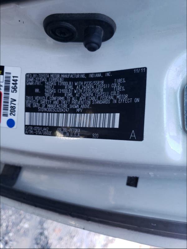 Photo 9 VIN: 5TDYK3DC5CS204247 - TOYOTA SIENNA XLE 