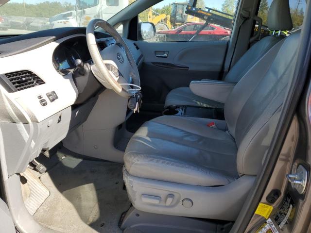 Photo 6 VIN: 5TDYK3DC5CS205821 - TOYOTA SIENNA XLE 