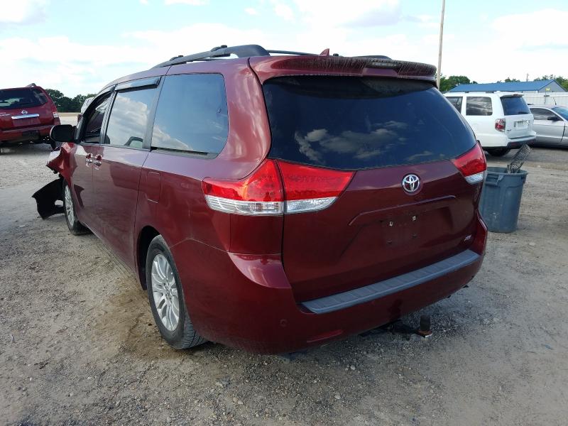 Photo 2 VIN: 5TDYK3DC5CS213854 - TOYOTA SIENNA XLE 