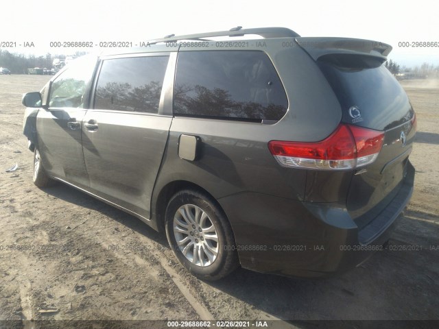 Photo 2 VIN: 5TDYK3DC5CS220674 - TOYOTA SIENNA 