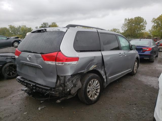 Photo 3 VIN: 5TDYK3DC5CS222649 - TOYOTA SIENNA XLE 