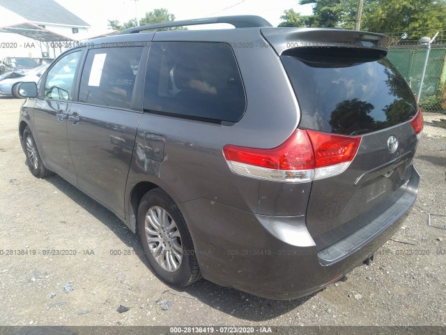 Photo 2 VIN: 5TDYK3DC5CS222764 - TOYOTA SIENNA 