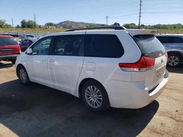 Photo 1 VIN: 5TDYK3DC5CS228001 - TOYOTA SIENNA XLE 