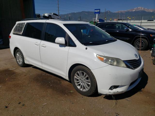 Photo 3 VIN: 5TDYK3DC5CS228001 - TOYOTA SIENNA XLE 