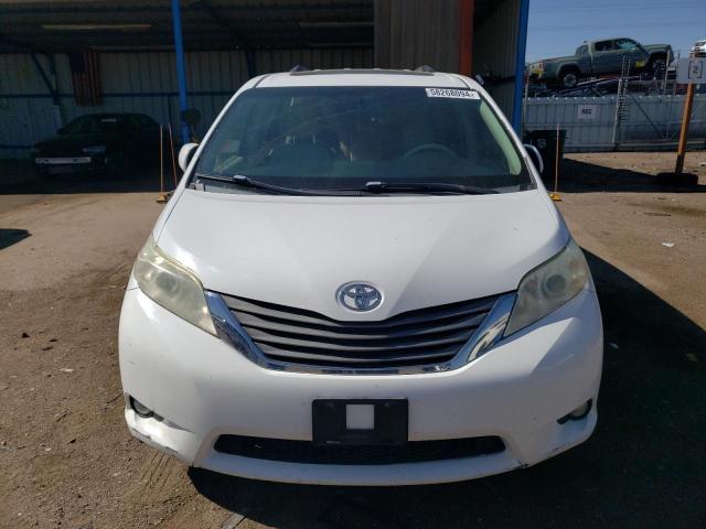 Photo 4 VIN: 5TDYK3DC5CS228001 - TOYOTA SIENNA XLE 