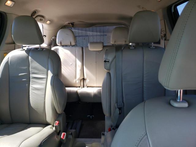 Photo 9 VIN: 5TDYK3DC5CS228001 - TOYOTA SIENNA XLE 