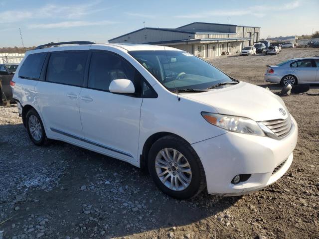 Photo 3 VIN: 5TDYK3DC5CS237068 - TOYOTA SIENNA XLE 