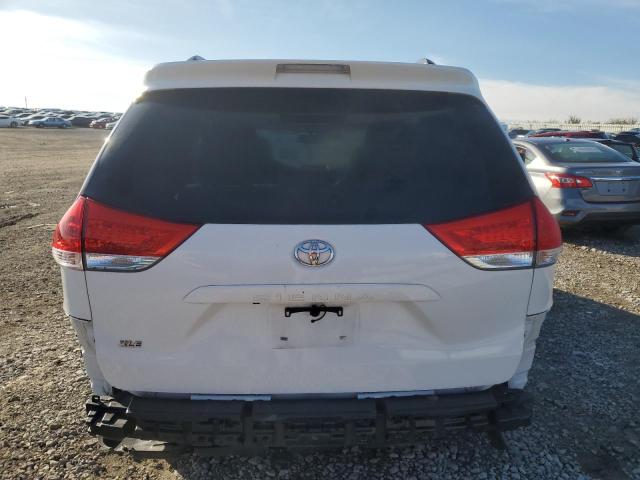 Photo 5 VIN: 5TDYK3DC5CS237068 - TOYOTA SIENNA XLE 