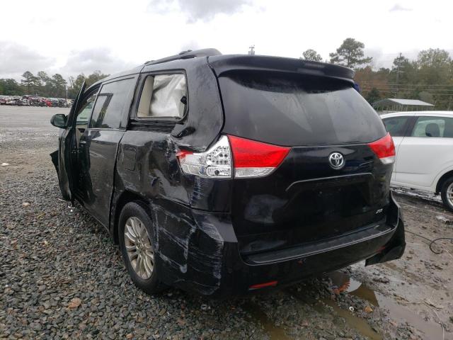 Photo 2 VIN: 5TDYK3DC5CS240858 - TOYOTA SIENNA XLE 