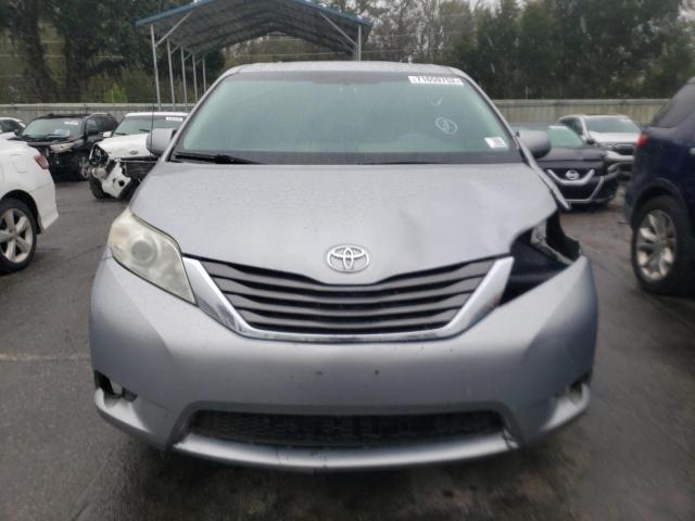 Photo 4 VIN: 5TDYK3DC5CS243887 - TOYOTA SIENNA XLE 