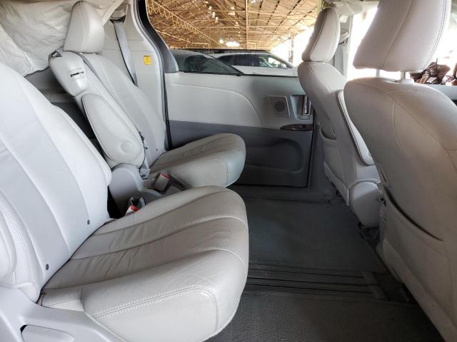 Photo 10 VIN: 5TDYK3DC5CS244165 - TOYOTA SIENNA XLE 