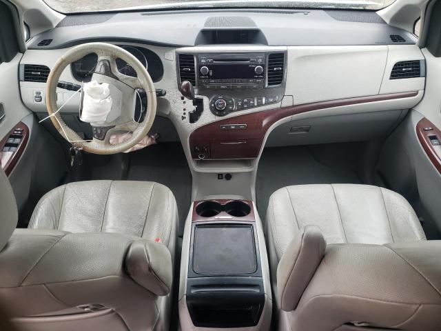 Photo 7 VIN: 5TDYK3DC5CS247695 - TOYOTA SIENNA XLE 