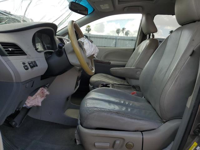 Photo 6 VIN: 5TDYK3DC5CS250211 - TOYOTA SIENNA XLE 