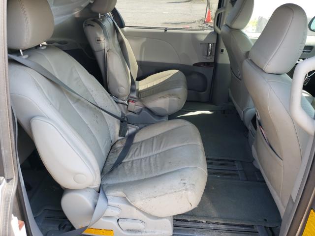 Photo 5 VIN: 5TDYK3DC5CS252265 - TOYOTA SIENNA XLE 