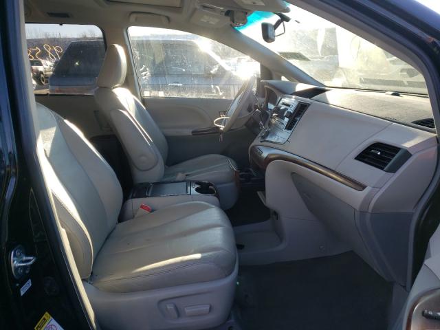 Photo 4 VIN: 5TDYK3DC5CS258163 - TOYOTA SIENNA XLE 