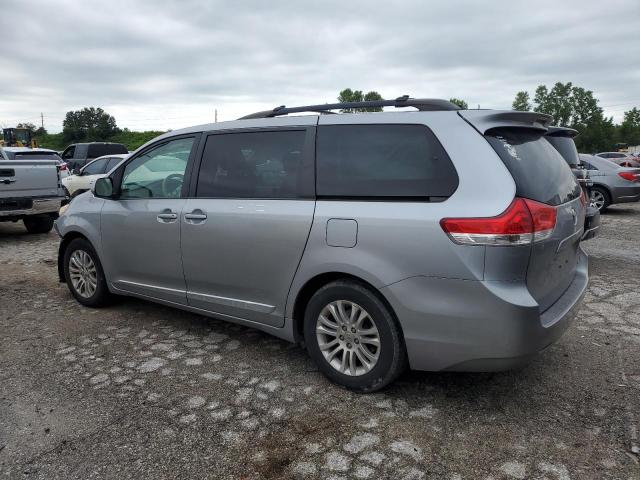 Photo 1 VIN: 5TDYK3DC5CS263508 - TOYOTA SIENNA XLE 