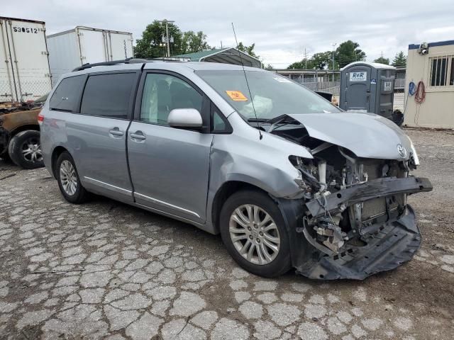 Photo 3 VIN: 5TDYK3DC5CS263508 - TOYOTA SIENNA XLE 