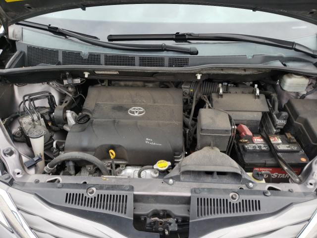 Photo 6 VIN: 5TDYK3DC5CS265694 - TOYOTA SIENNA XLE 