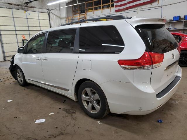 Photo 1 VIN: 5TDYK3DC5CS267557 - TOYOTA SIENNA XLE 